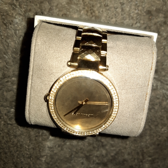 Michael Kors Watch NWT - Picture 4 of 5